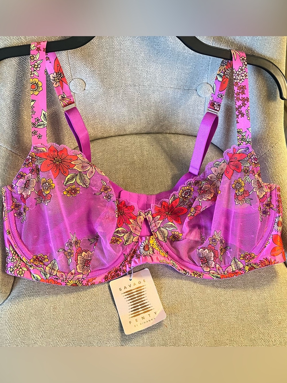 Savage X Fenty Fuchsia Floral Lace Bra 40DDD Underwire Lingerie Rihanna NWT